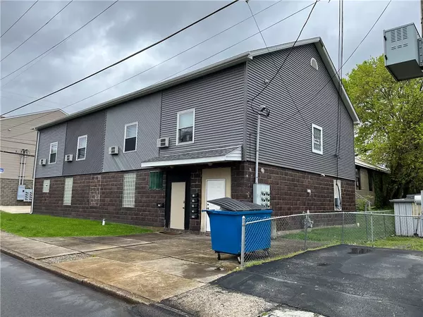 144 Ash, California, PA 15419