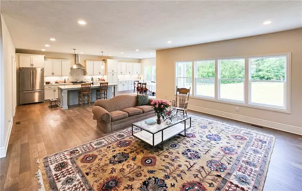 Peters Twp, PA 15367,529 Harvest View Dr