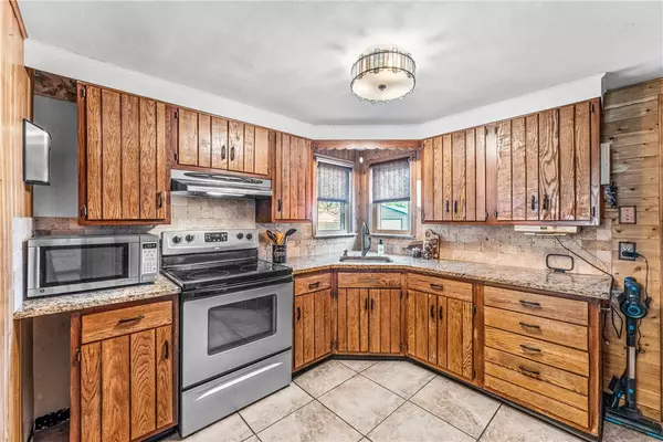 Neshannock Twp, PA 16105,11 Kenneth Ave