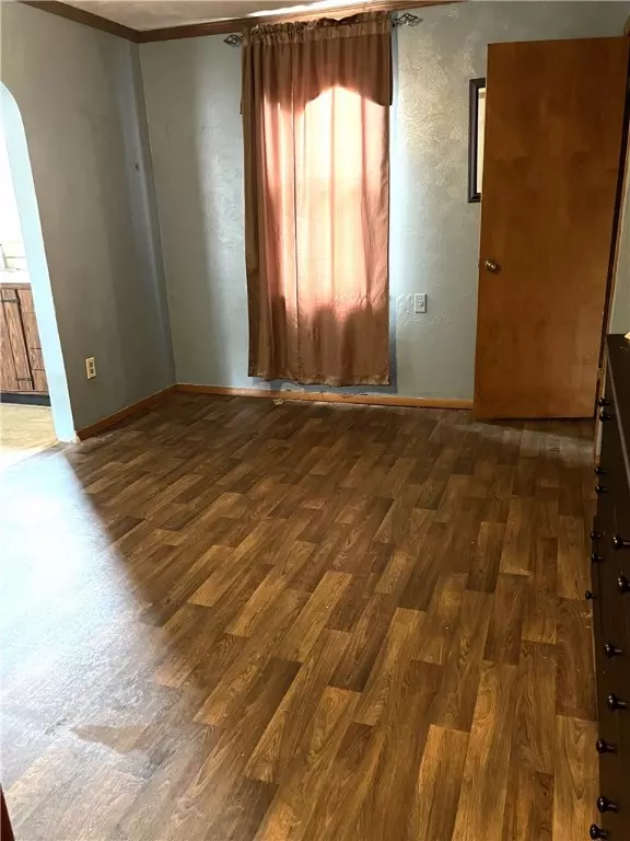 Tarentum, PA 15084,617 E 8th Ave