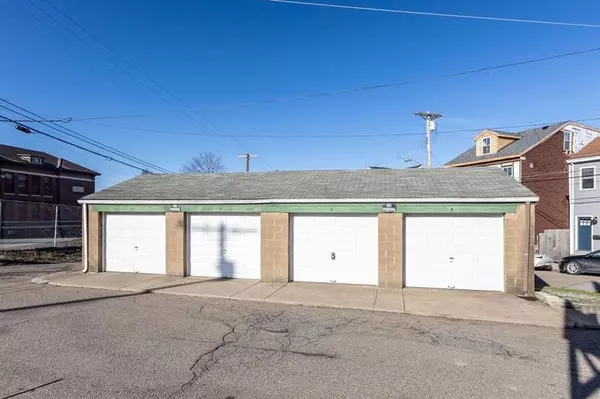 332 36th St, Lawrenceville, PA 15201
