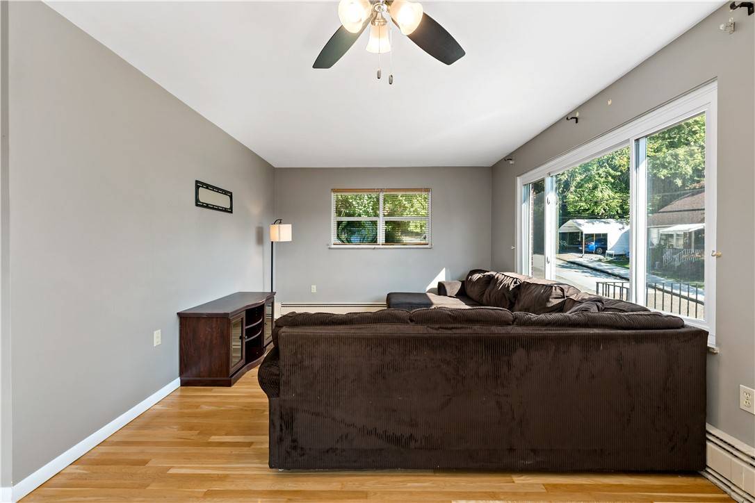 Ambridge, PA 15003,915 10th St