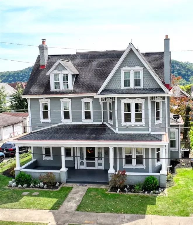 Tarentum, PA 15084,332 E 10th Avenue