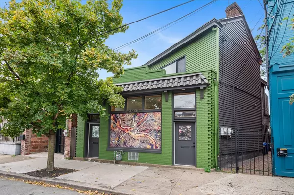 4200 Main St, Bloomfield, PA 15224