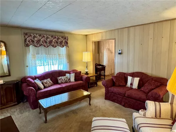 Centerville, PA 15358,415 Ash St