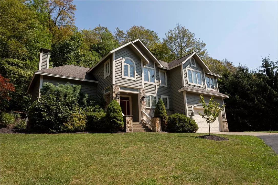 Seven Springs Resort, PA 15622,252 Deer Ridge Ln