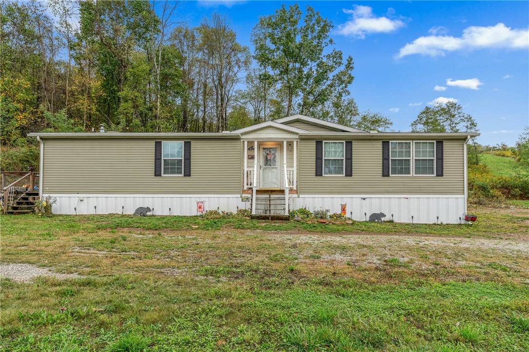 187 Campbells Ln, Cook Twp, PA 15610