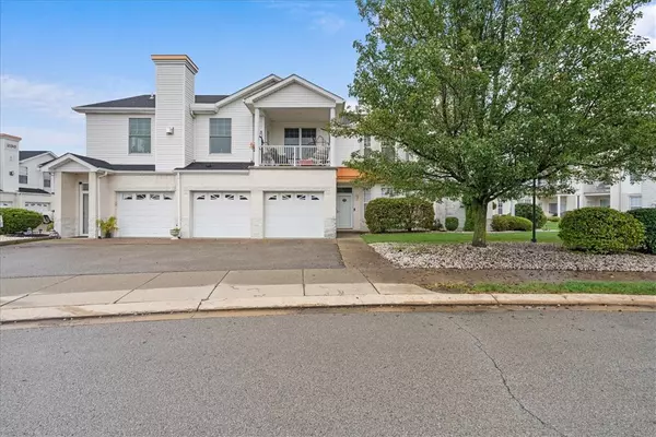 238 Adams Pointe Blvd #7, Adams Twp, PA 16046