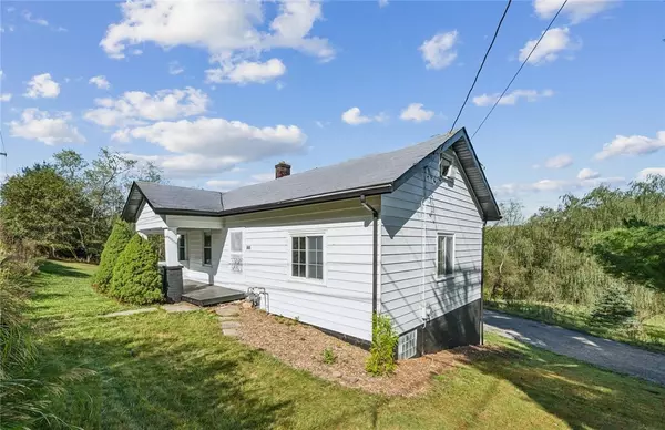 565 Pine Creek Rd, Mccandless, PA 15090