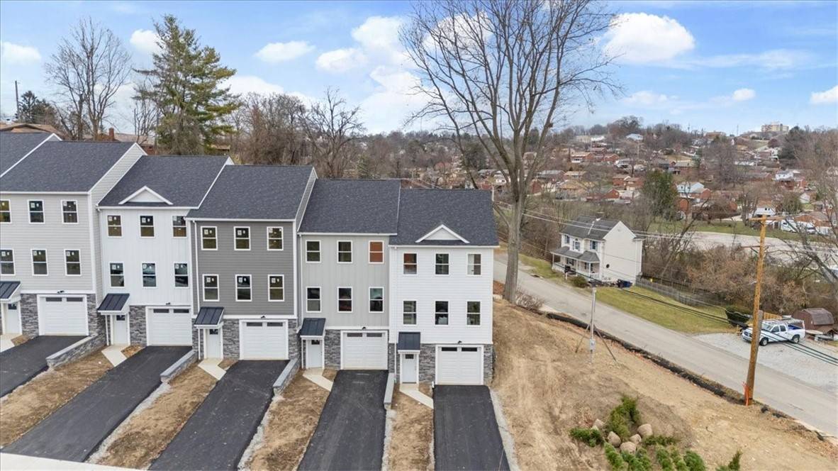 112 Bella Vista Drive, Baldwin Boro, PA 15236