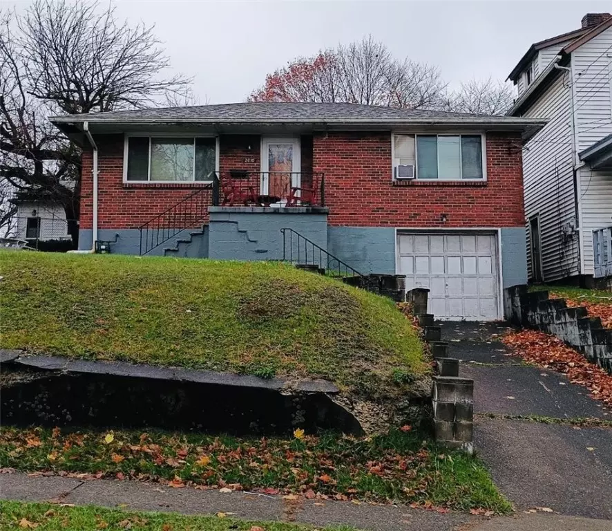 Mckeesport, PA 15132,2610 JENNY LIND