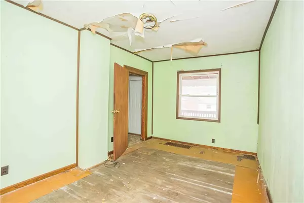 Canoe/banks Twps, PA 15772,214 Upper Clinton St