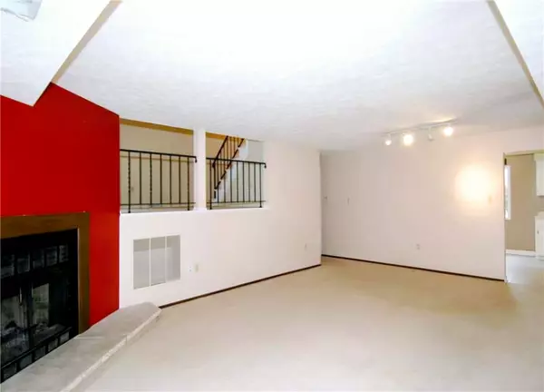 Franklin Park, PA 15090,2565 Pheasant Run #B