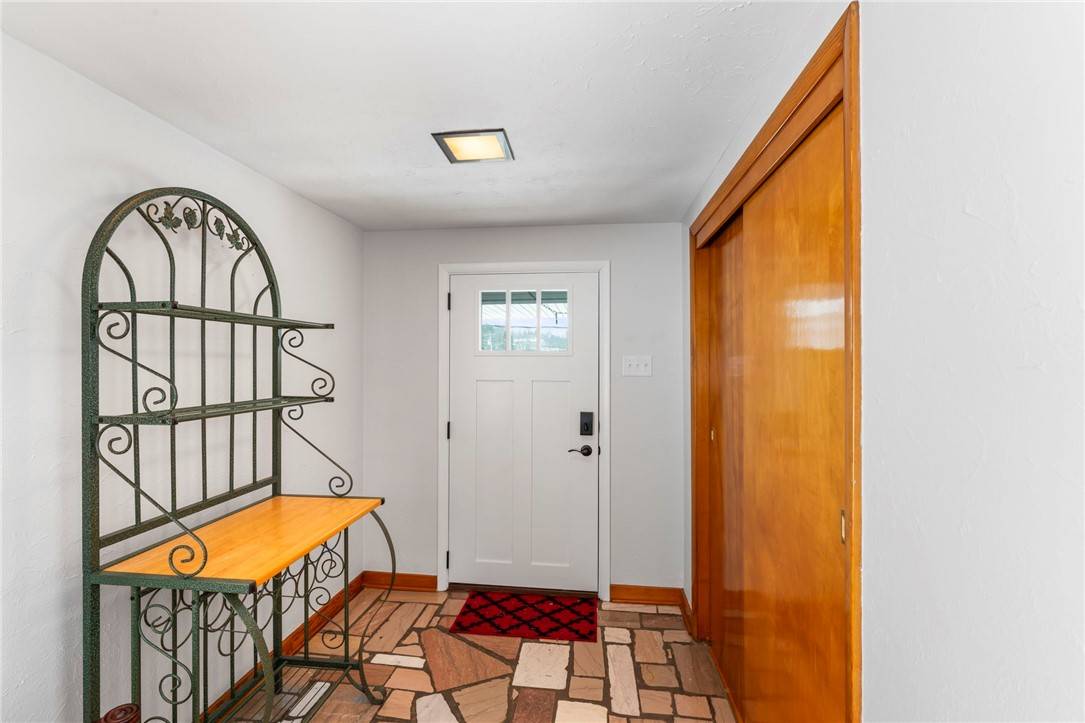 Peters Twp, PA 15367,569 Justabout Road