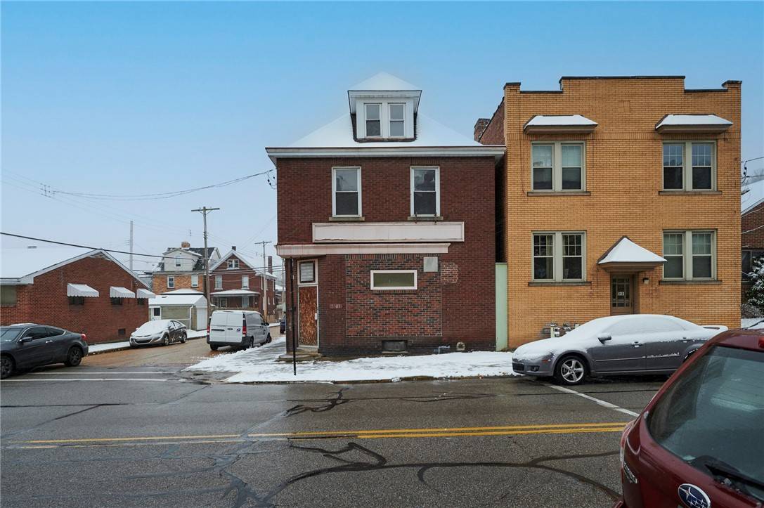 1101 Broadway Avenue,  Stowe Twp,  PA 15136