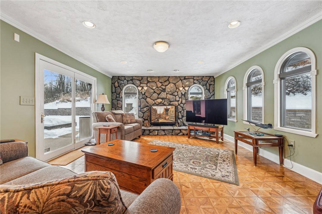 Hempfield Twp - Wml, PA 15601,116 Maple Run Woodland