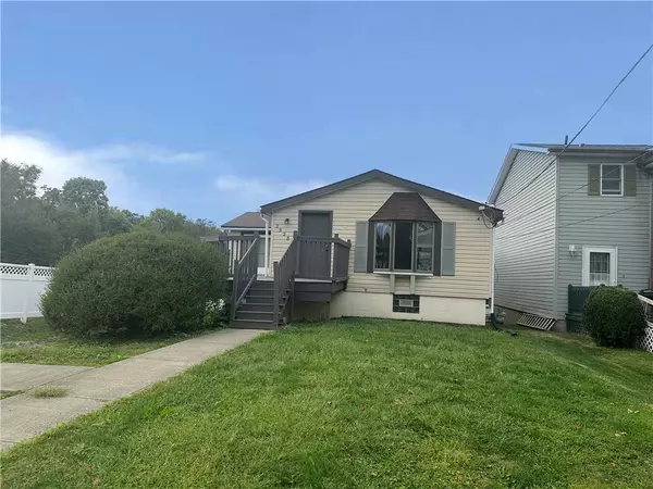 2528 Orchard St, White Twp - Bea, PA 15010