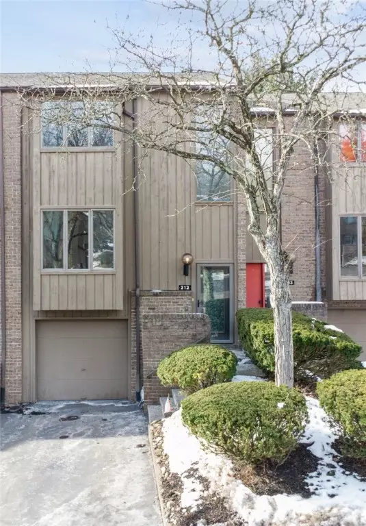212 Pine Court, Ross Twp, PA 15237