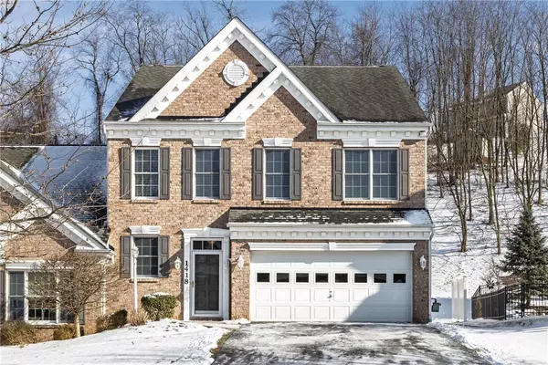 1418 Willowbrook Dr, South Strabane, PA 15301