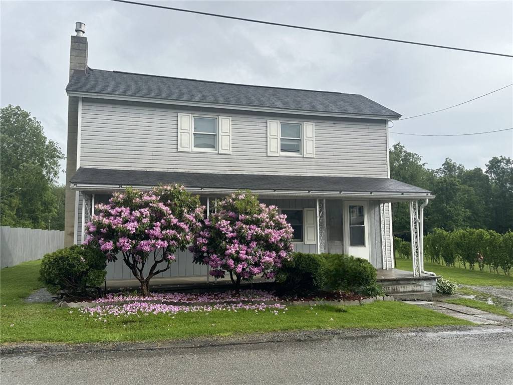 576 Front St, Mt Pleasant Twp, PA 15666