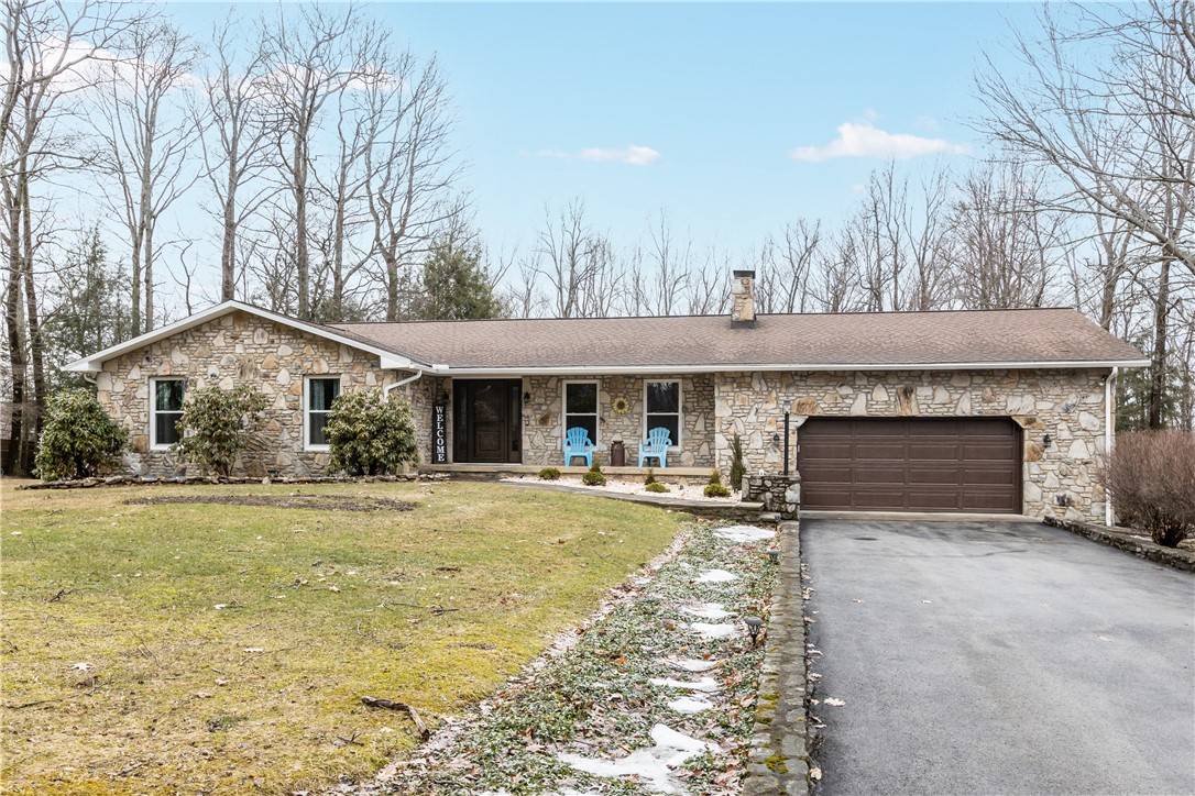 Ligonier Twp, PA 15658,204 Weatherwood Ln