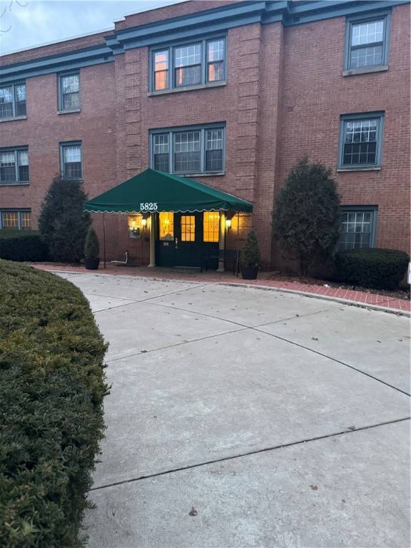 5825 5th Ave #319, Shadyside, PA 15232