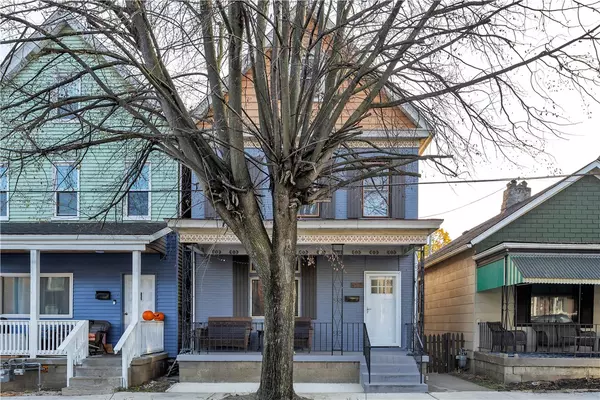 E Pittsburgh, PA 15112,540 Center St