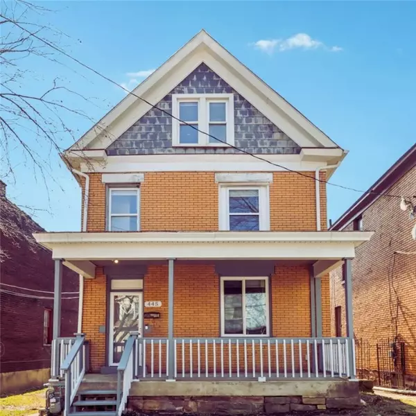 445 Eleanor St, Pitcairn, PA 15140