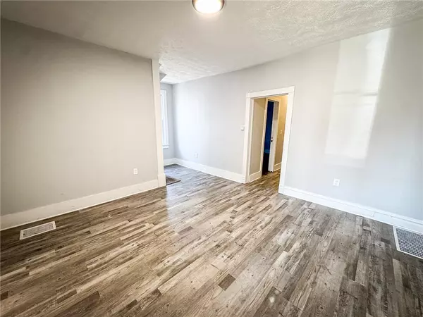 City Of But Sw, PA 16001,621 New Castle St