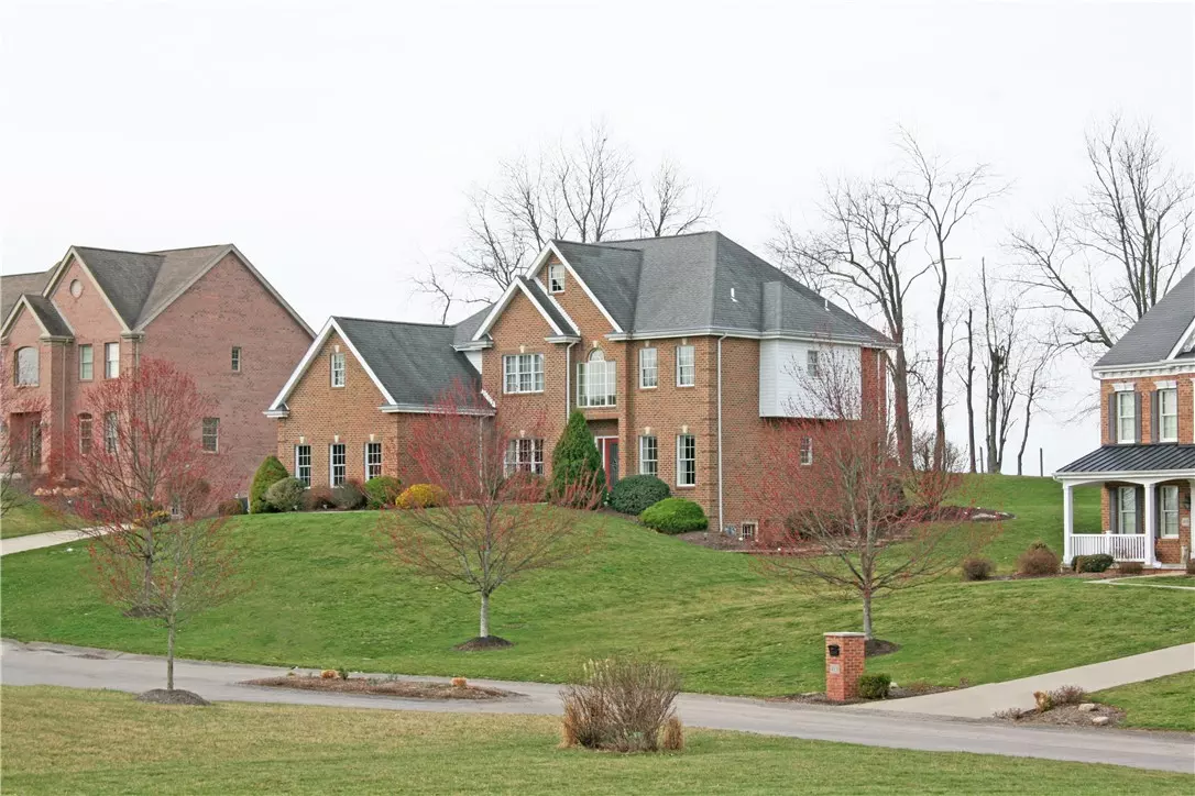 Peters Twp, PA 15367,411 LONGLEAF DRIVE