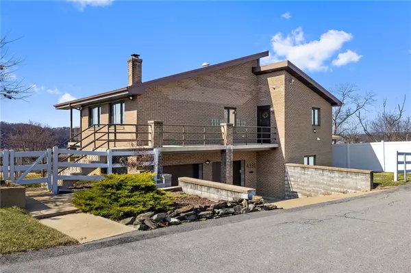 Greenfield, PA 15207,4331 Tasso St