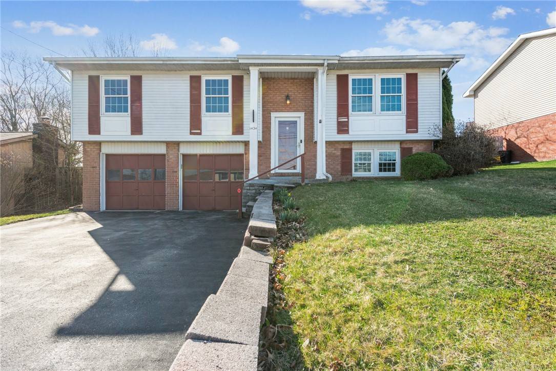 1434 Swede Hill Road, Hempfield Twp - Wml, PA 15601