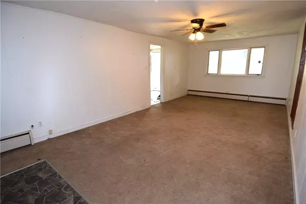 Kiskiminetas Twp, PA 15613,911 Old State Rd