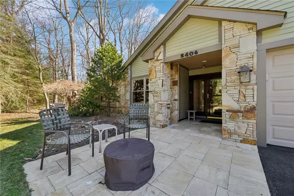 2406 South Ridge Lane, Hidden Valley, PA 15502