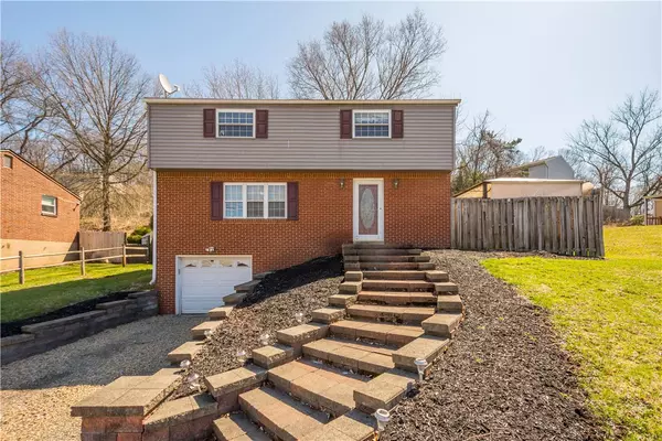 647 Harborview Drive, Plum Boro, PA 15239