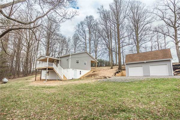 1483 Willow Rd, Armstrong/shelocta, PA 15774