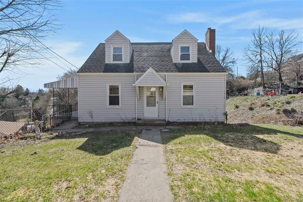 2123 Worton Blvd, West Mifflin, PA 15122