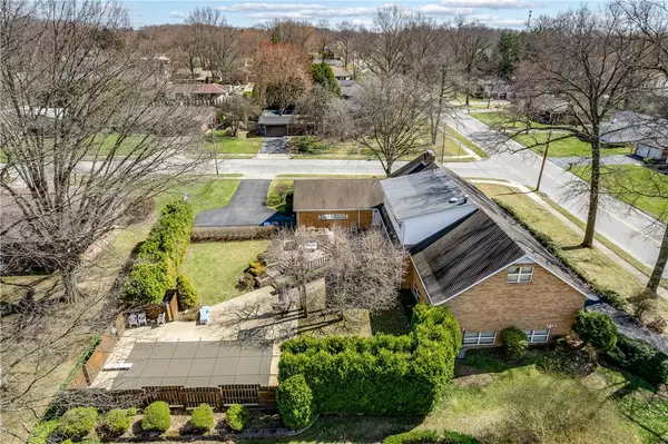 Sharon, PA 16146,1695 Highland Road