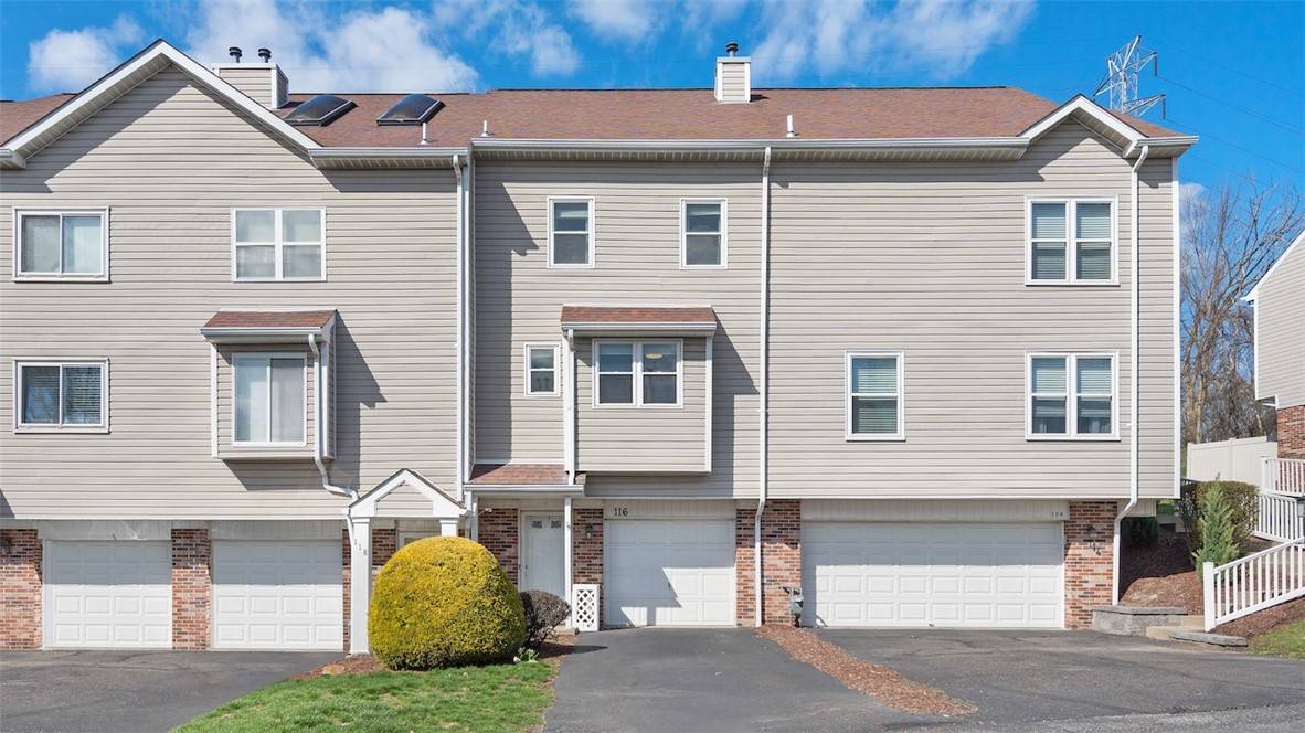 116 Old Village Ln,  Bethel Park,  PA 15102
