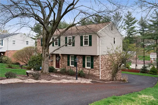 1171 Fox Terrier Dr, Bethel Park, PA 15102