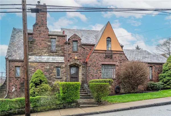 224 Giffin Ave, Mt Oliver, PA 15210