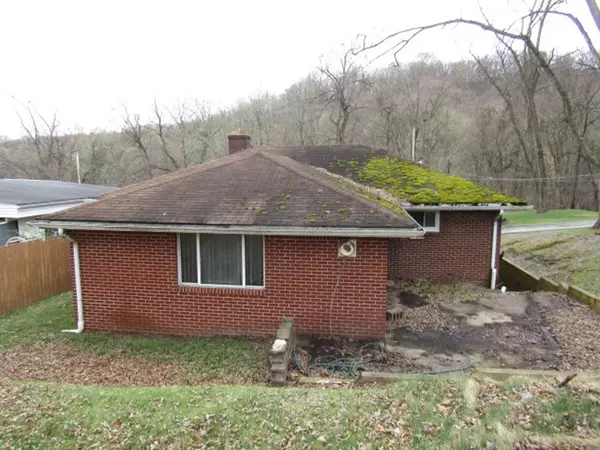 Penn Hills, PA 15147,814 9th St