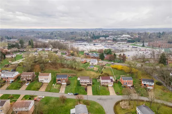 Bethel Park, PA 15102,8043 Lawrence Drive