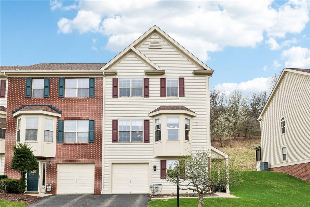 443 Georgetown Ct, Seven Fields Boro, PA 16046