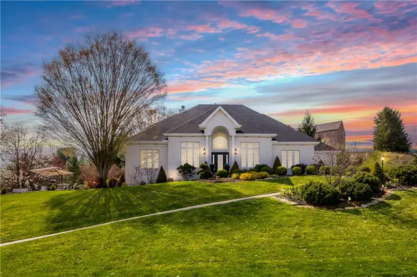 313 Snowberry Cir, Peters Twp, PA 15367