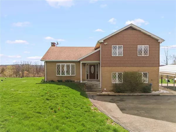 967 Baker Rd, Cecil, PA 15017