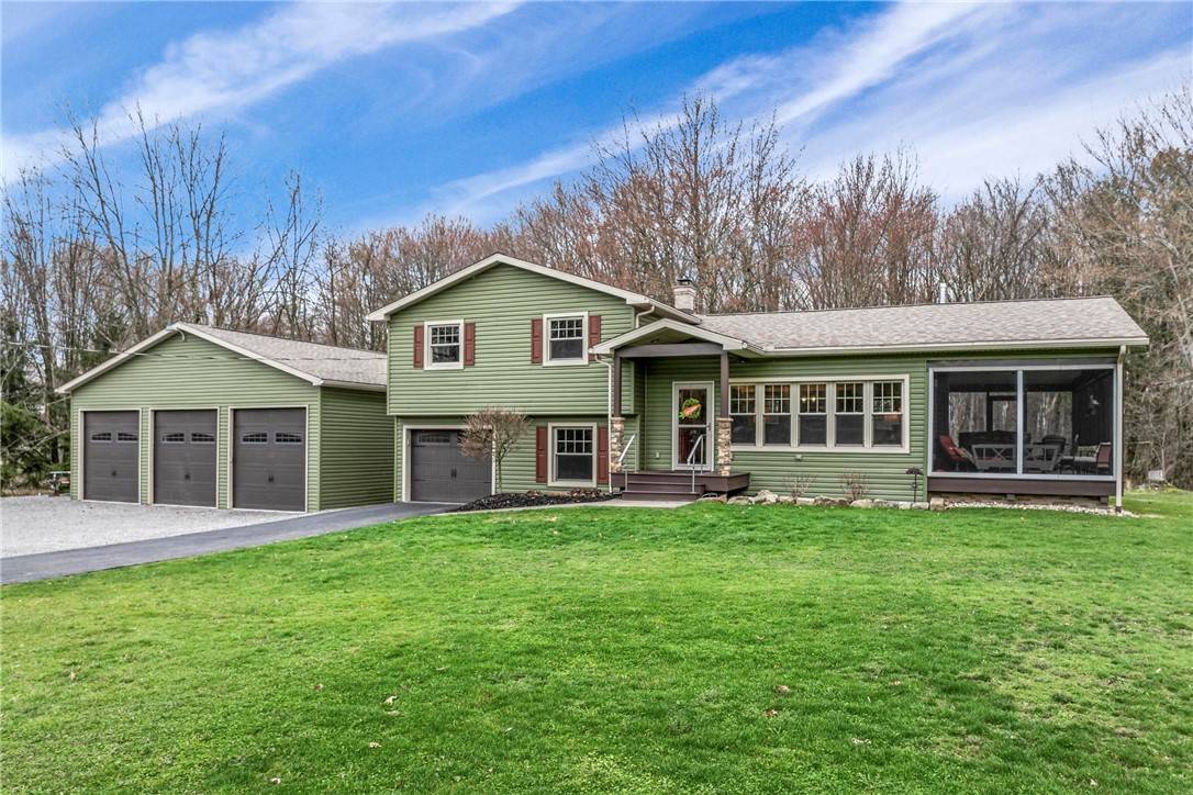 279 Elliott Rd, Wolf Creek Twp, PA 16127