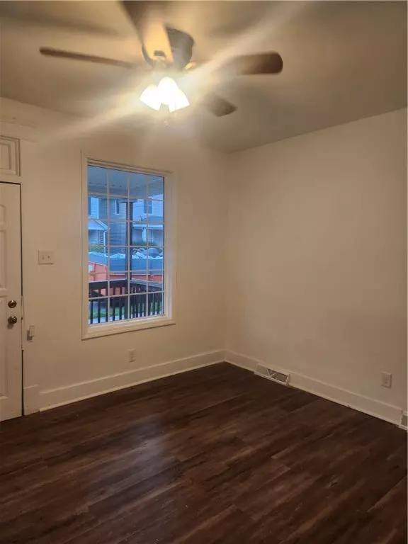 New Castle/5th, PA 16101,1102 1/2 Pollock Ave