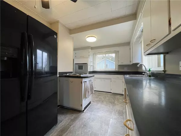 New Castle/2nd, PA 16105,810 N Mercer Street