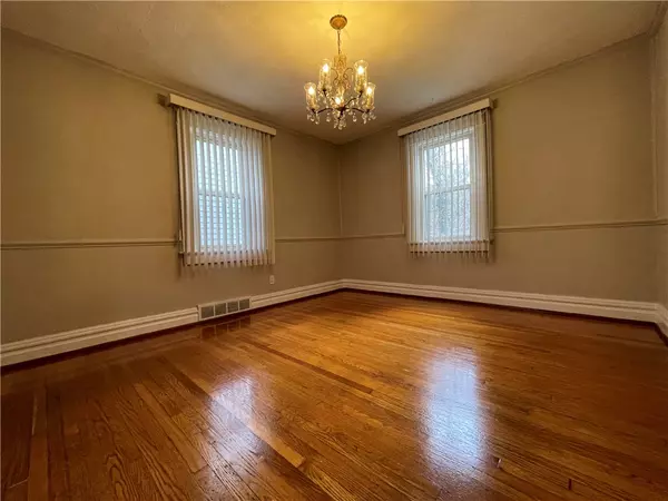 New Castle/2nd, PA 16105,810 N Mercer Street